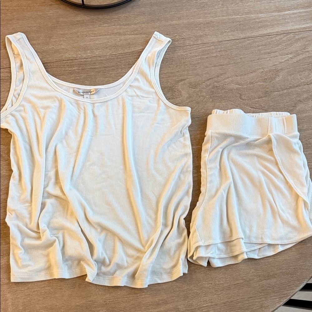 Banana Republic White Ribbed Tank Top